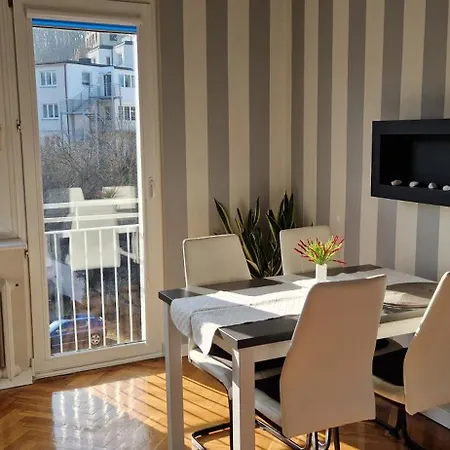 아파트 Apartament Holiday Gdynia